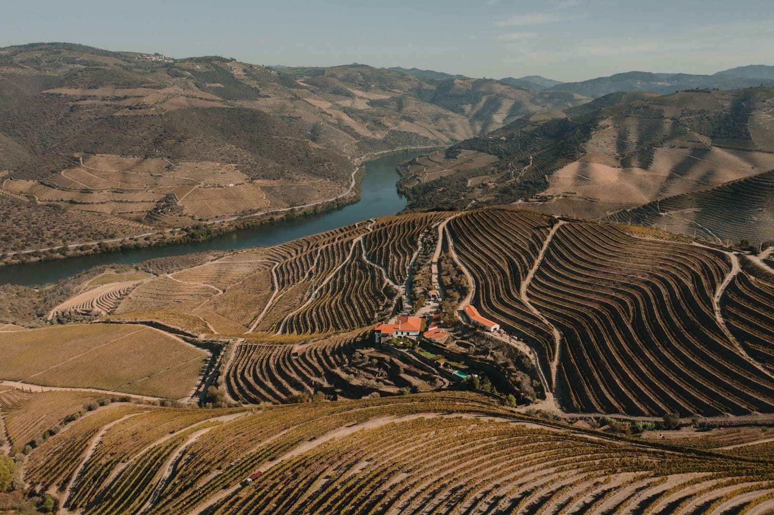 vista do douro com a Quinta da Gricha