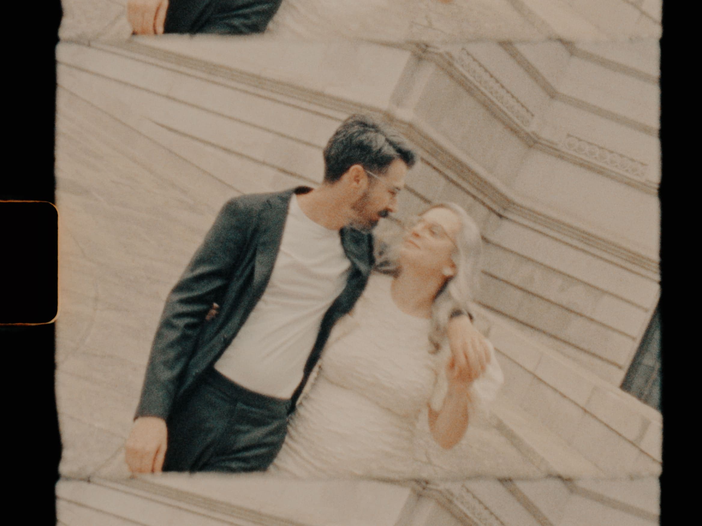 couple in super 8 film in porto